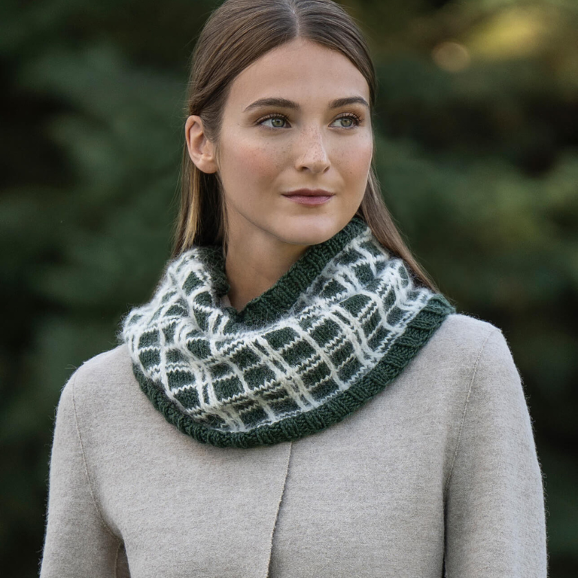 Emerald Isle Cowl