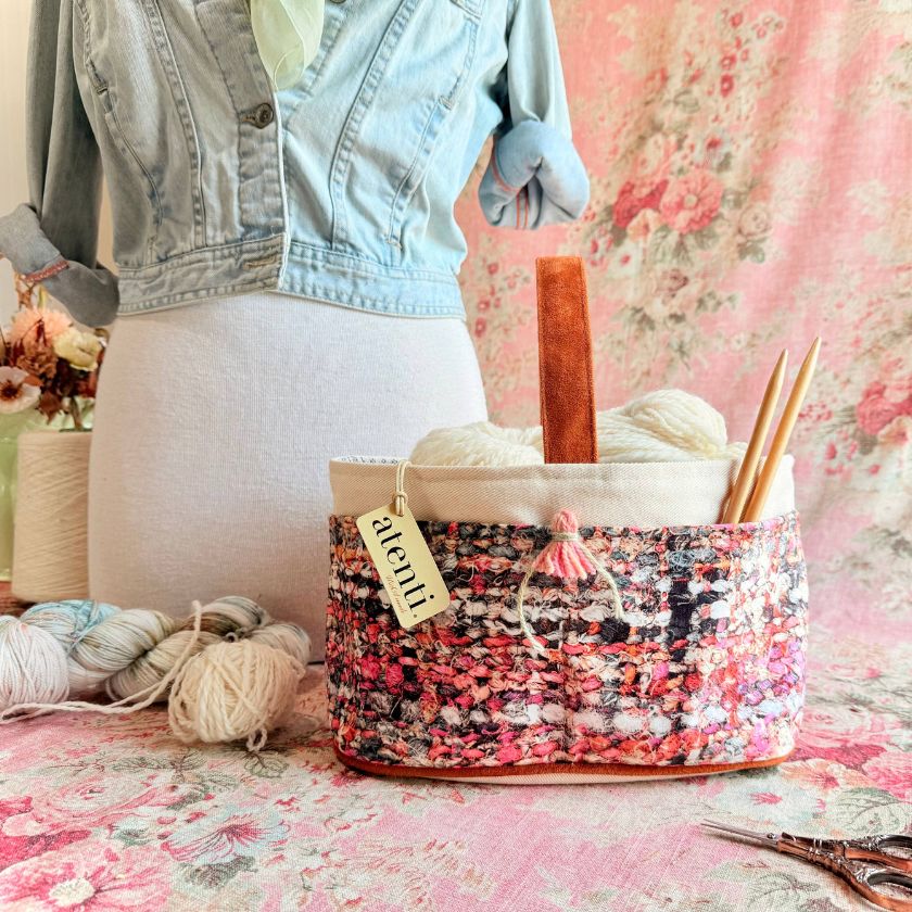 Knitzy Caddy