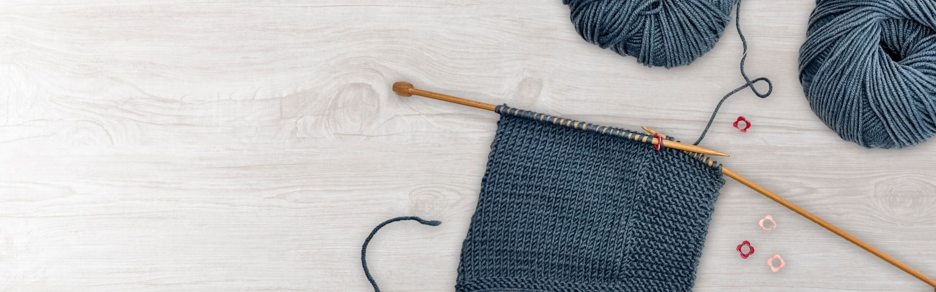 The Amanta Baby Sweater Knitting Kit (Newborn–Size 10)