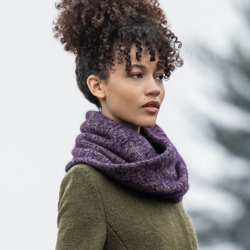 Model showing the side of the Orion Cowl from the Dizzy Knitter