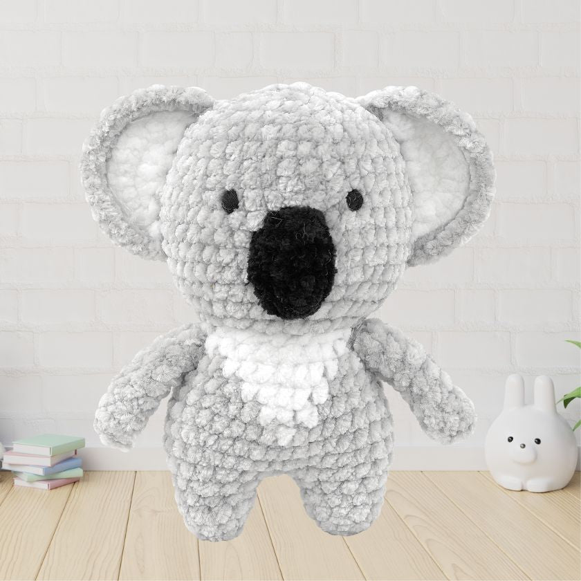 Amitami Crochet Animals - 8 Little Friends Ready to Stitch