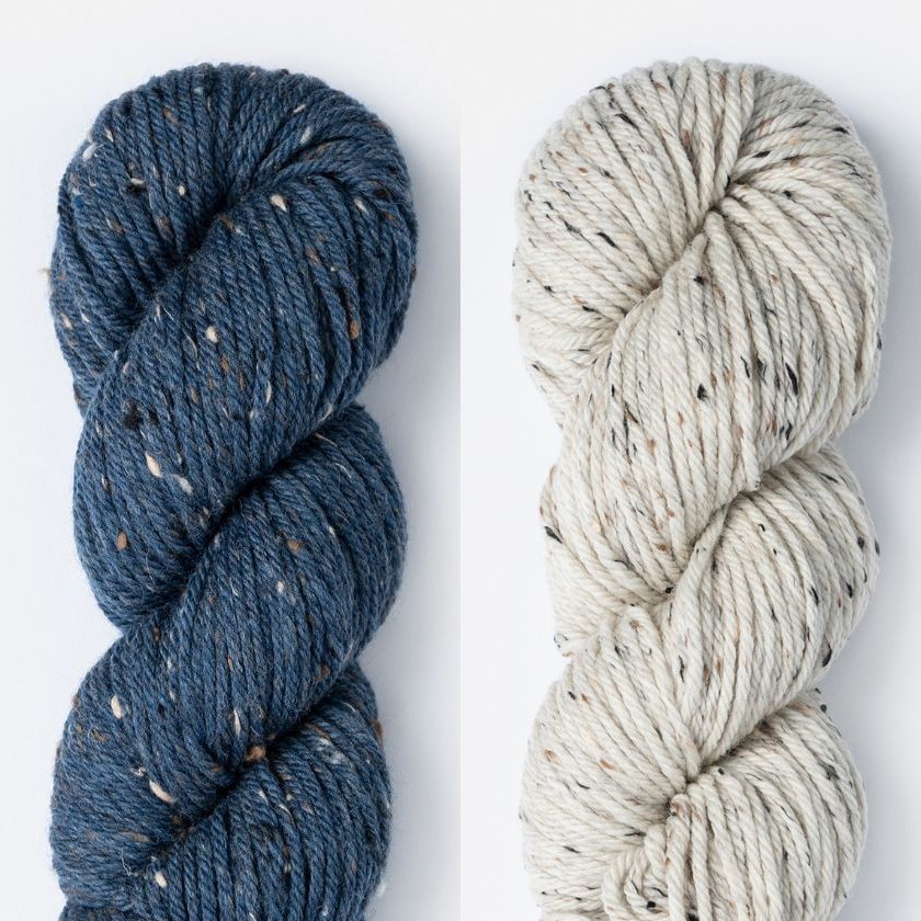 Kelso Wrap Kit color combo featuring Blue Lichen and Rolled Oats in Woolstok Tweed (Aran).