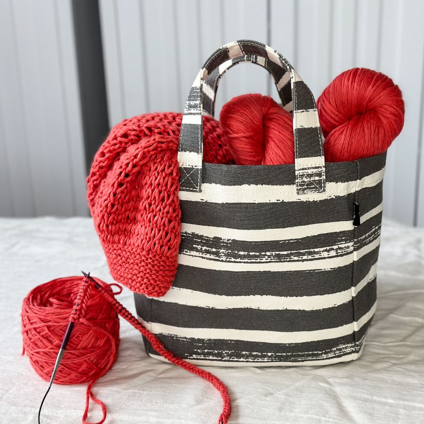Maika Lunch Tote