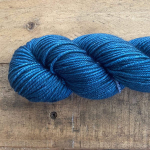 Granger Toque, Cowl & Mitts In Classy Cashmere - Kits