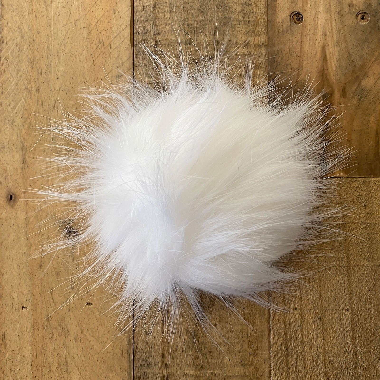 Furreal Pom, Extra-soft Vegan Pom Poms, by Knitting Fever – Aranea