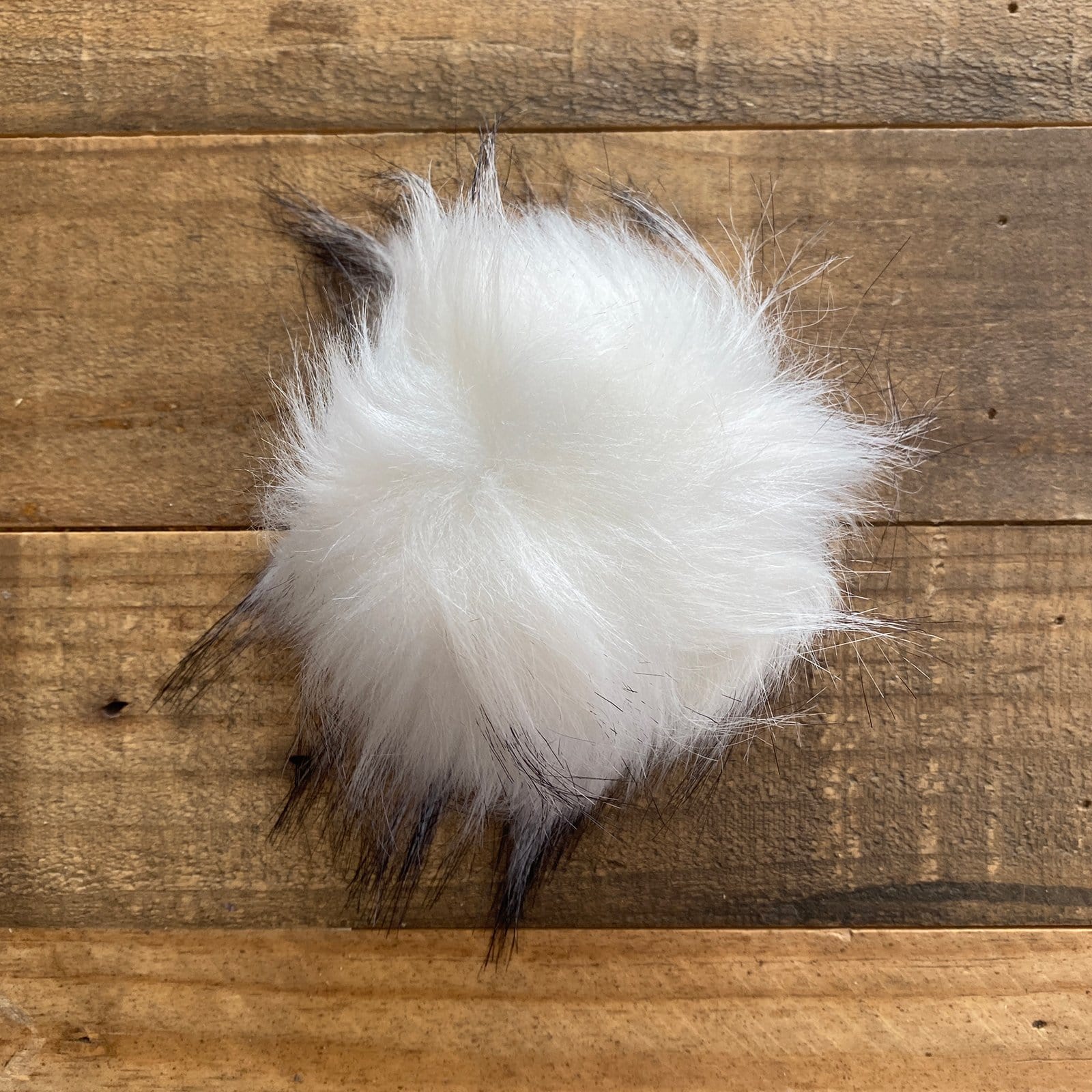 Furreal Pom, Extra-soft Vegan Pom Poms, by Knitting Fever – Aranea